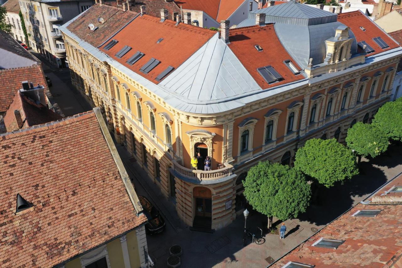 Nap Hostel Pécs Exterior foto